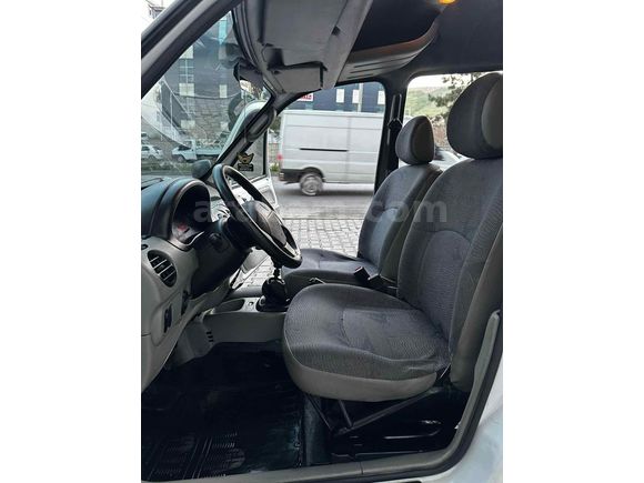 Galeriden Renault Kangoo 1.9 D 2003 Model Bitlis