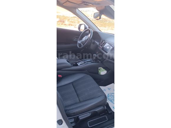 Sahibinden Honda HR-V 1.5 i-VTEC Executive 2017 Model