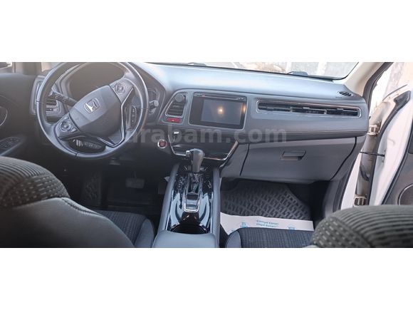 Sahibinden Honda HR-V 1.5 i-VTEC Executive 2017 Model