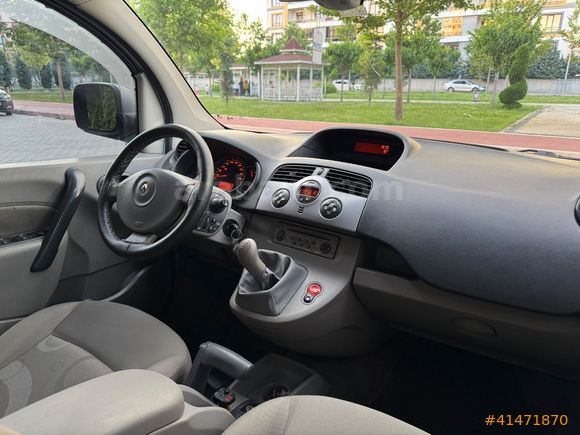 EYMEN DEMİR OTOMOTİV'DEN ÇİFT SÜRGÜ TEK KAPAK YENİ KASA KLİMALI