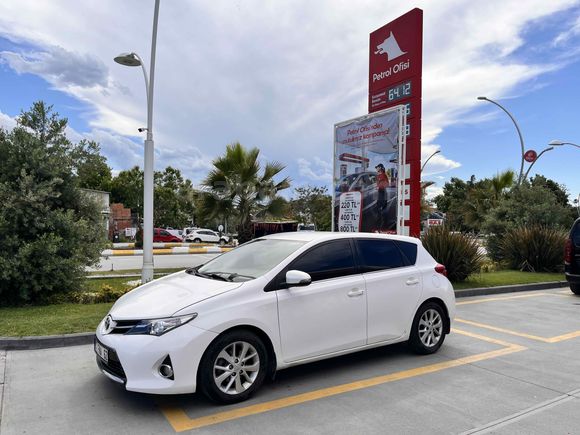 Sahibinden Toyota Auris 1.6 Active 2013 Model 
