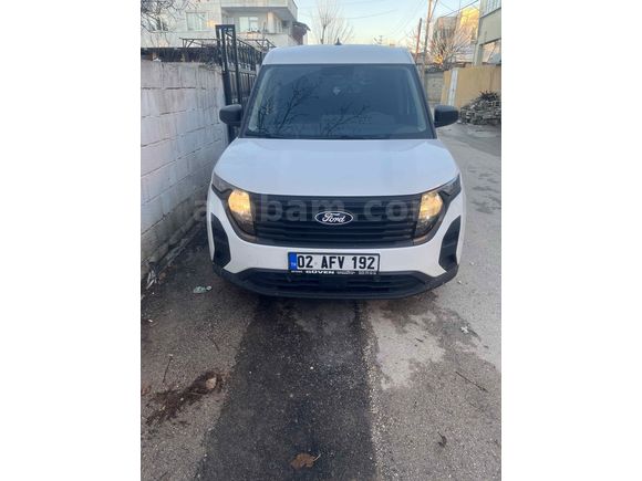 Sahibinden Ford Tourneo Courier 1.5 EcoBlue Trend 2025 Model  23.000 km Beyaz