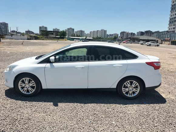 2013 FOCUS OTOMATİK DEĞİŞENSİZ 195 BİNDE ORJİNAL