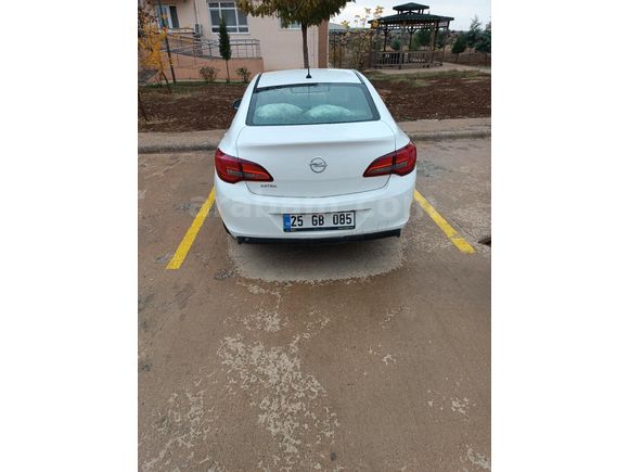 Sahibinden Opel Astra 1.6 Edition 2017 Model  124.000 km Beyaz