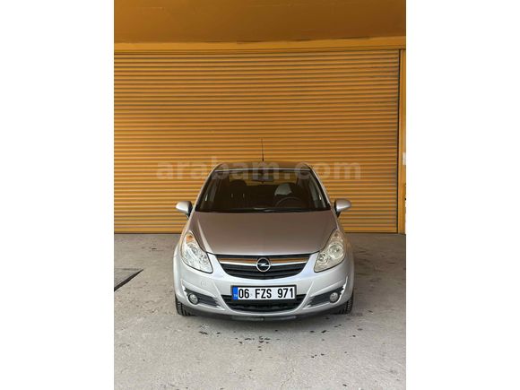Emsalsiz Temizlikte Opel Corsa 