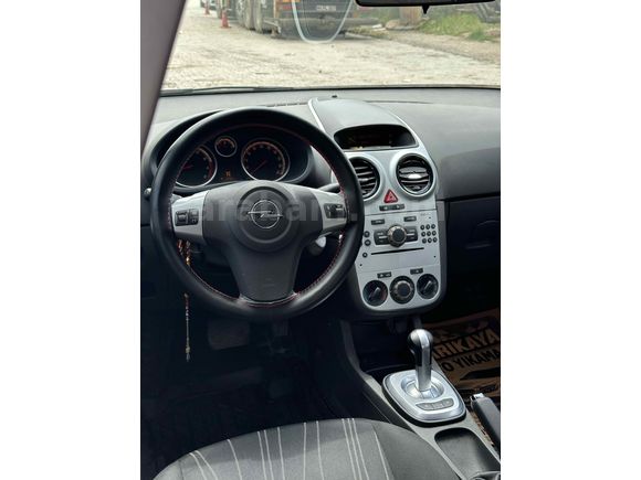 Emsalsiz Temizlikte Opel Corsa 