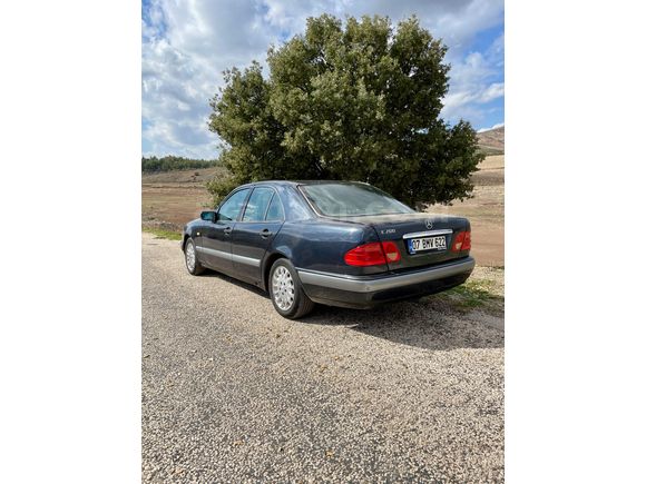Sahibinden Mercedes - Benz E 200 Classic 1996 Model