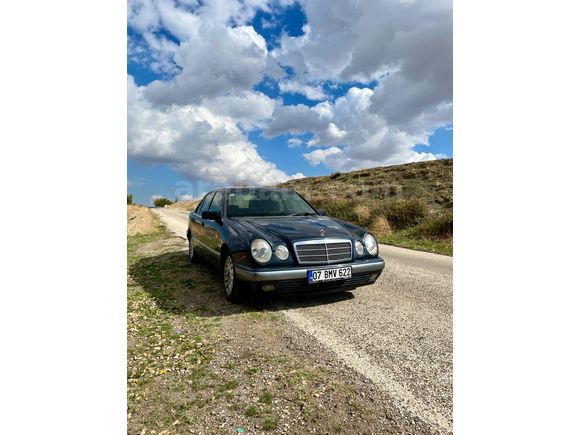 Sahibinden Mercedes - Benz E 200 Classic 1996 Model