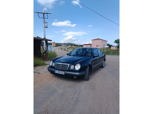 Sahibinden Mercedes - Benz E 200 Classic 1996 Model