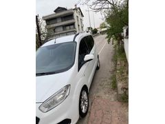 Sahibinden Ford Tourneo Courier 1.5 TDCi Titanium 2019 Model 