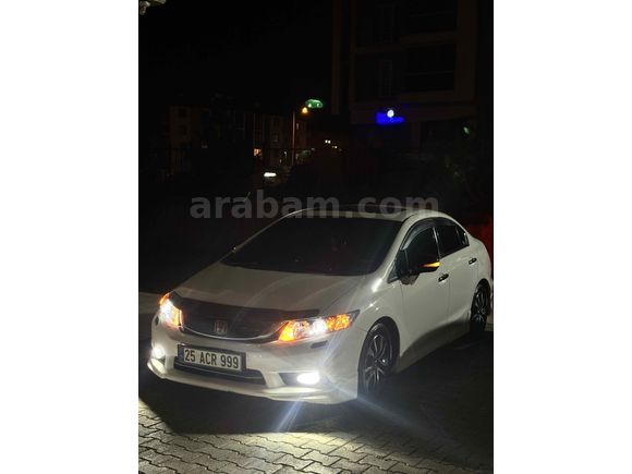 Sahibinden Honda Civic 1.6i VTEC Eco Elegance 2014 Model 