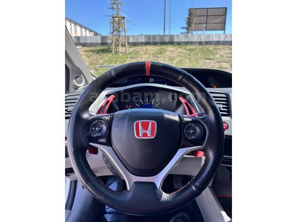 Sahibinden Honda Civic 1.6i VTEC Eco Elegance 2014 Model 