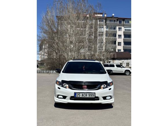 Sahibinden Honda Civic 1.6i VTEC Eco Elegance 2014 Model 