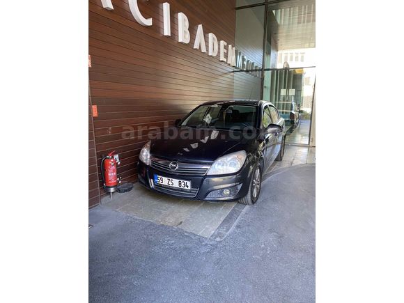 Sahibinden Opel Astra 1.3 CDTI Enjoy 111.Yıl 2012 Model İstanbul 255.000 km Siyah