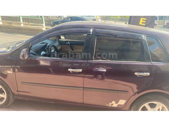 Sahibinden Volkswagen Polo 1.4 Basicline 2005 Model  235.000 km Bordo