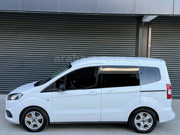 Sahibinden Ford Tourneo Courier 1.5 TDCi Delux 2020 Model
