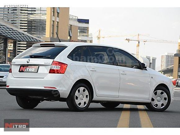 NİTRO MOTORS-109.000KM SKODA RAPİD 1.2 SPACEBACK AMBİTİON 2015