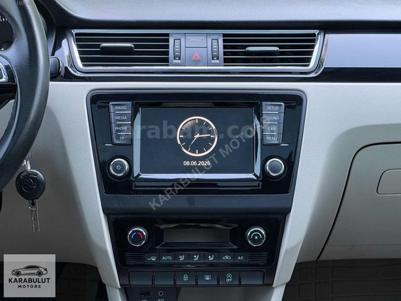 SKODA RAPİD 1.2 TSI CAM TAVAN