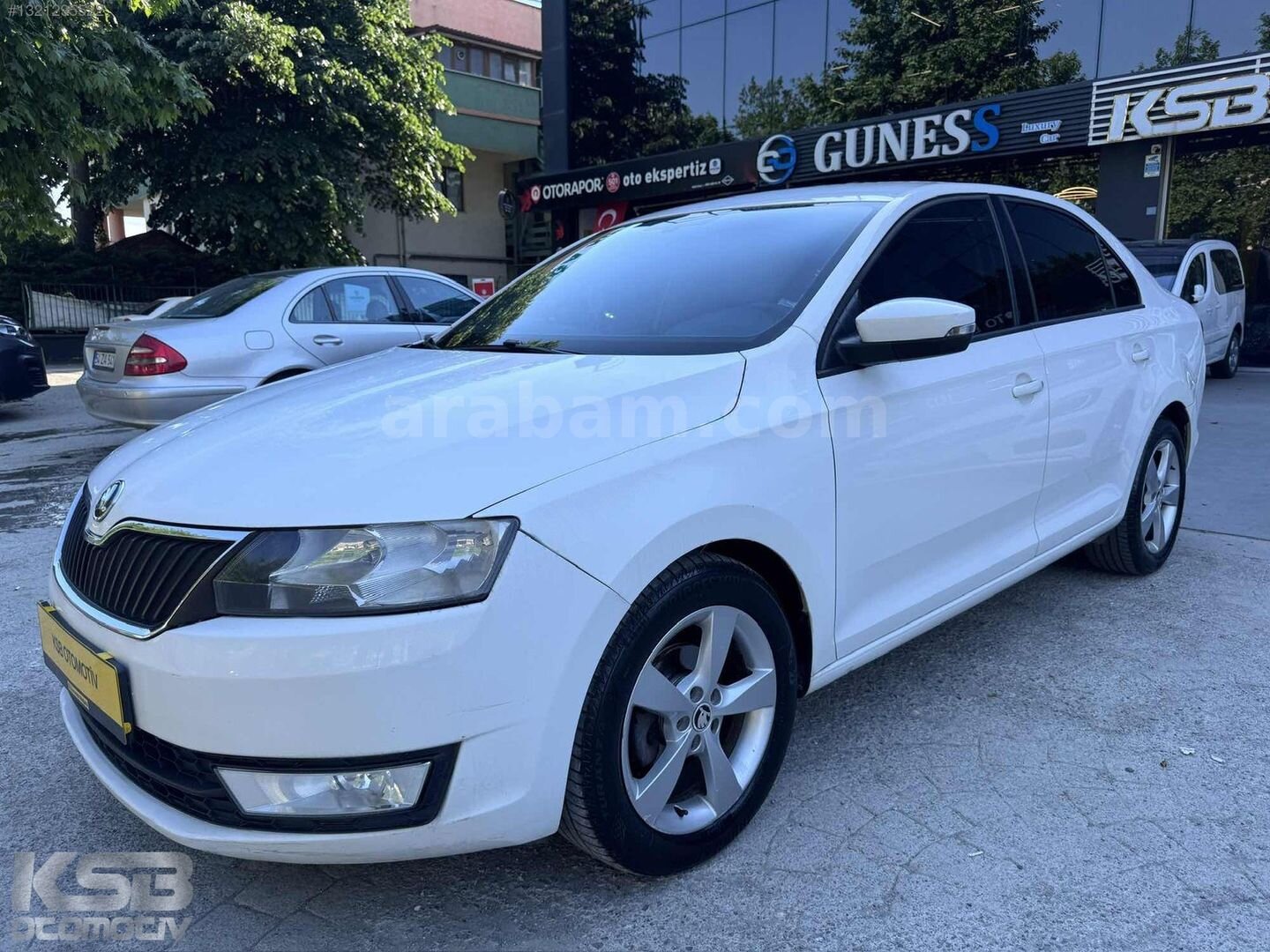 Galeriden Skoda Rapid 1.4 TDI Style 2016 Model Sakarya 171.000 km Beyaz 2