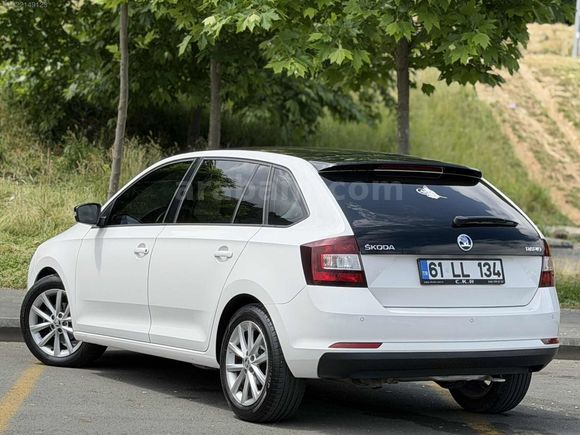 2017 CAM TAVAN 49 BİNDE SCODA RAPİD