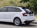 2017 CAM TAVAN 49 BİNDE SCODA RAPİD