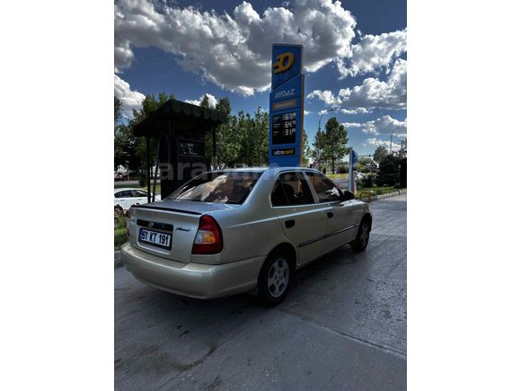 Sahibinden Hyundai Accent 1.3 LX Allegro 2001 Model 