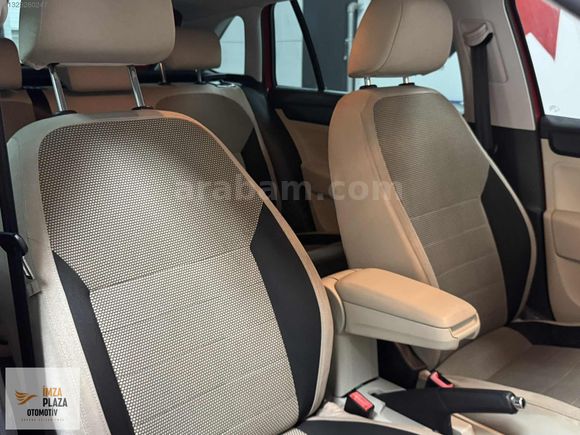 İMZA PLAZA'DAN 2015 SKODA RAPİD SPACEBACK 1.2TSI STYLE OTOMATİK