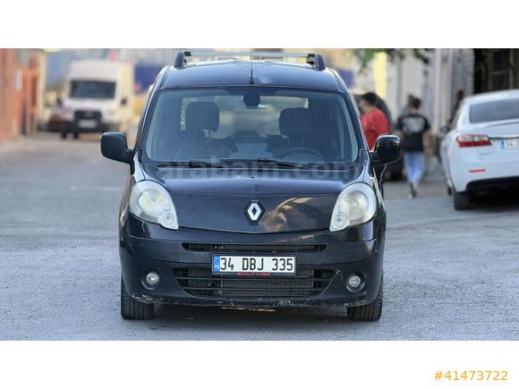 SAHİBİNDEN TÜM BAKIMLARI YENİ KANGOO HATASIZ TRAMERSİZ YENİ TİP