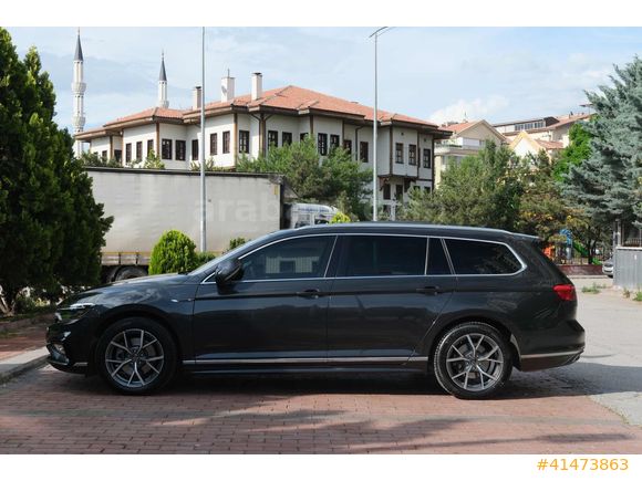 PASSAT VARİANT / / 2023 / / R-LİNE / / BOYASIZ-DEĞİŞENSİZ