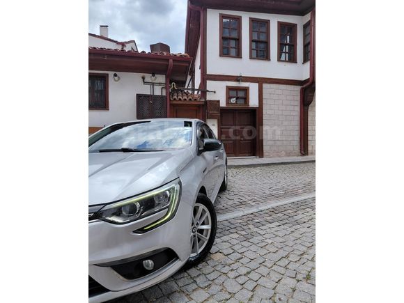 Sahibinden Renault Megane 1.5 dCi Touch 2018 Model