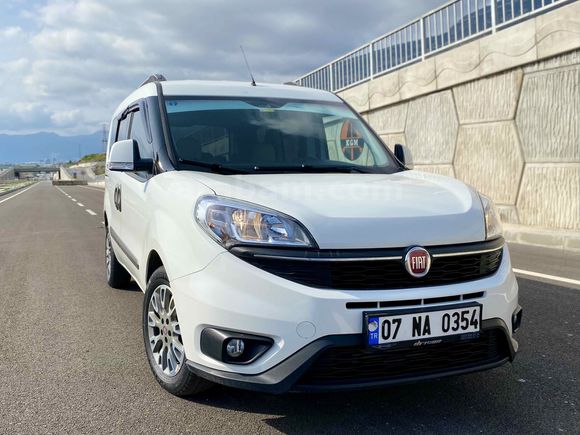 Sahibinden Fiat Doblo Combi 1.6 Multijet Premio Plus 2017 Model  130.000 km Beyaz
