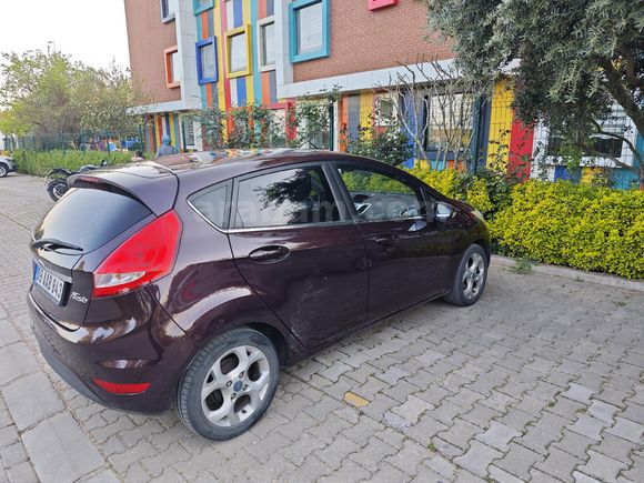 Sahibinden Ford Fiesta 1.4 Titanium X 2011 Model