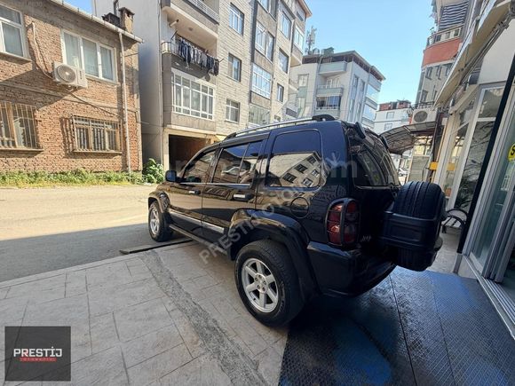 PRESTIJ OTOMOTIVDEN HATASIZ 4×4 JEEP LİMİTED