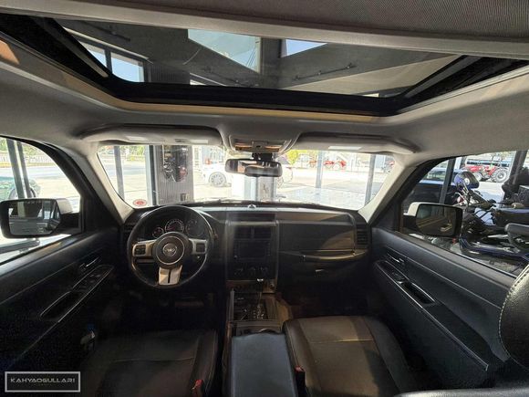 F.K KAHYAOĞULLARI 2 EL 2011 JEEP CHEROKEE 2.8 CRD LIMITED