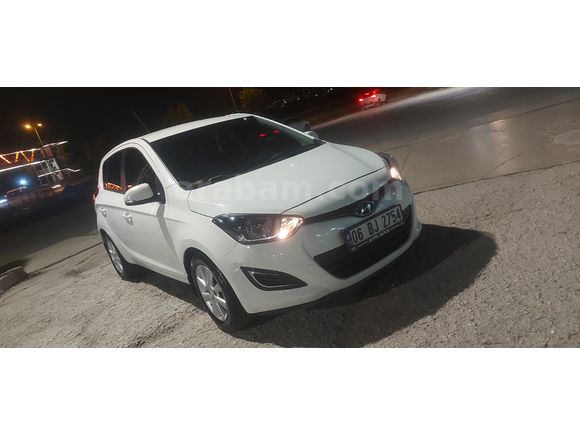 Sahibinden Hyundai i20 1.4 CVVT Sense 2012 Model
