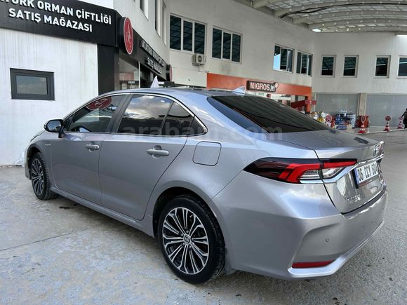 Toyota Corolla 1.8 Hybrid Flame X-Pack 2020 Model / Servis Bakımlı / Temiz