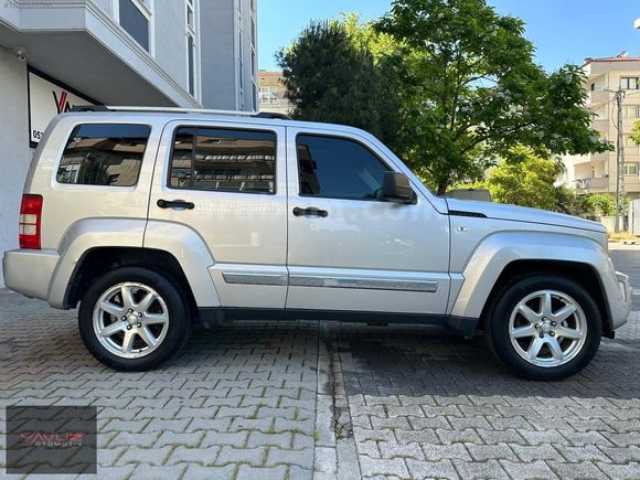 HATASIZ_BOYASIZ//2010 MODEL/SUNROOFLU/BAKIMLI/Cherokee