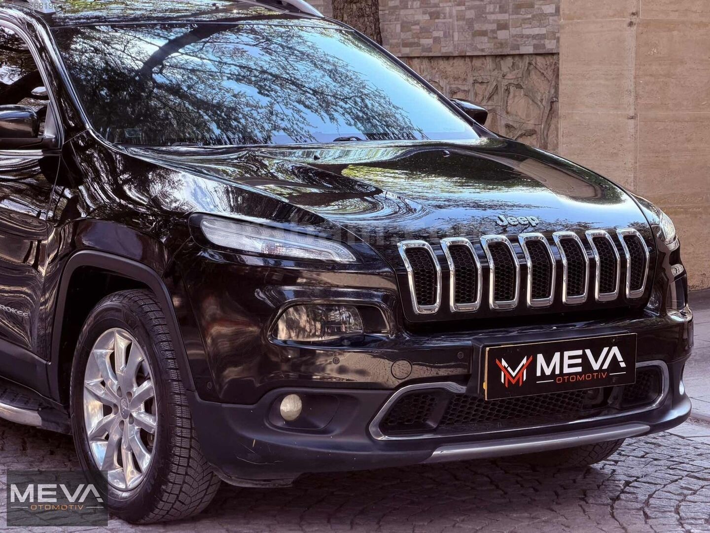 Galeriden Jeep Cherokee 2.0 TD Limited 2015 Model Konya 260.000 km Siyah 7