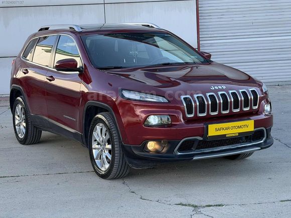 SAFKARDAN DÜŞÜK KM ÇOK BAKIMLI 4x4 CHEROOKE