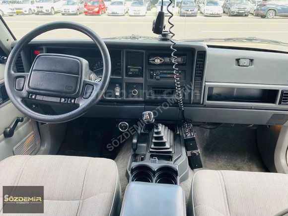 1996 MODEL JEEP CHEROKEE 2.5 EXTRALI MASRAFSIZ KARE KASA