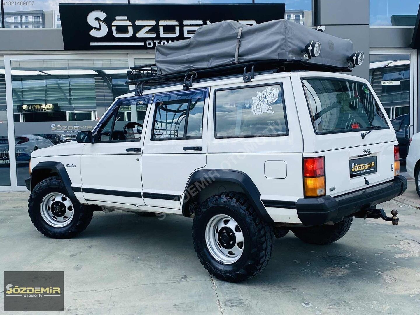 Galeriden Jeep Cherokee 2.5 1996 Model Ankara 260.000 km Beyaz 4