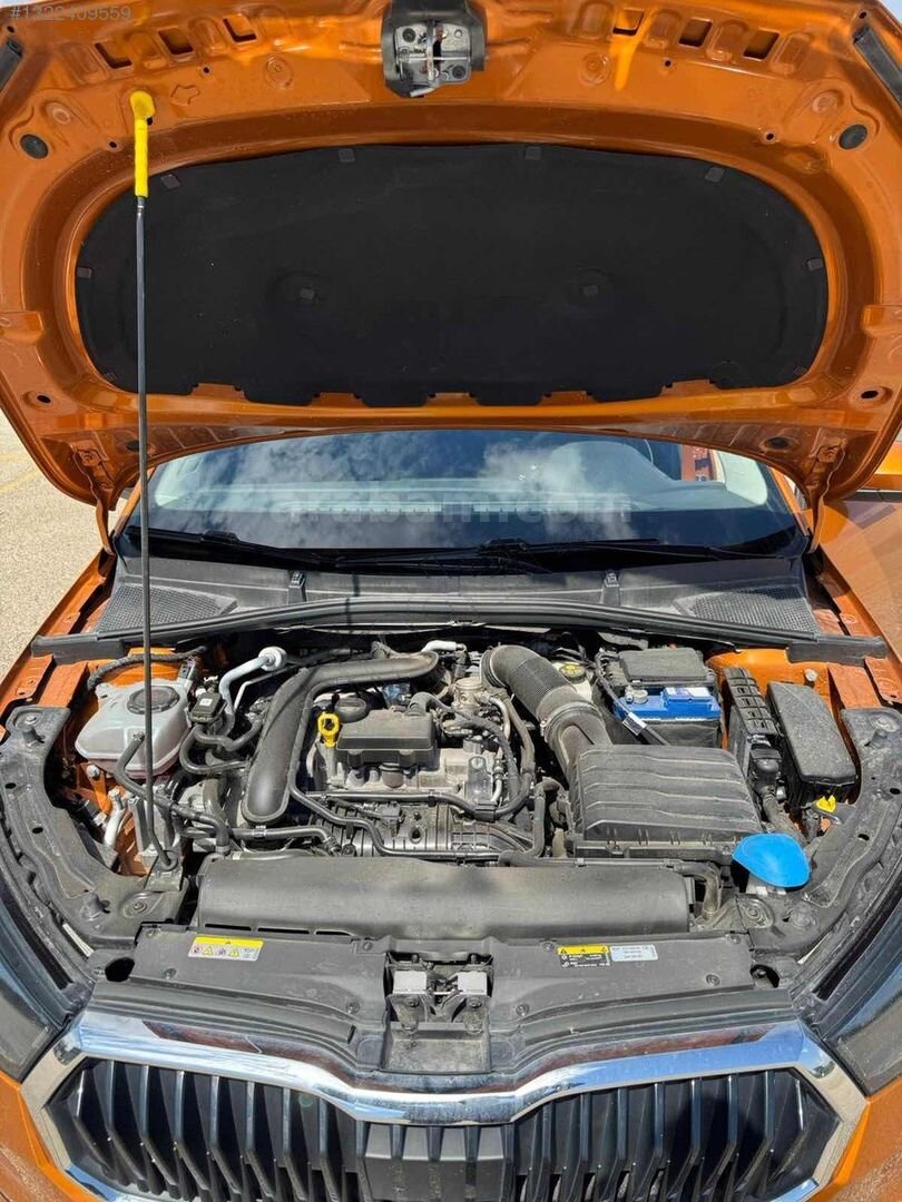 Galeriden Skoda Fabia 1.0 TSI Premium 2023 Model Konya 53.300 km Sarı 2