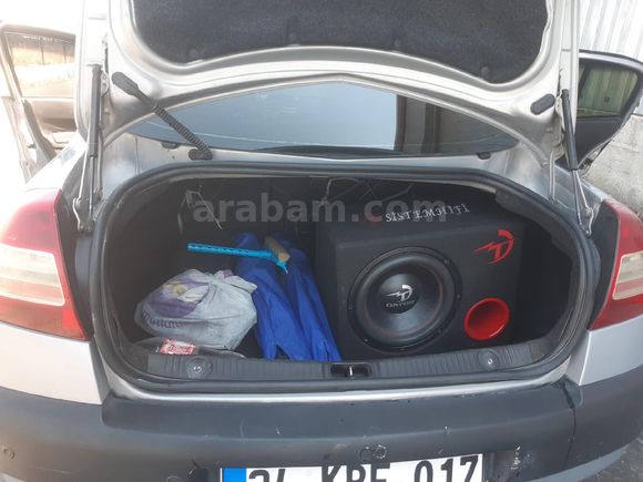 Sahibinden Renault Megane 1.5 dCi Dynamique 2005 Model