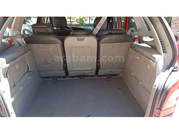 Sahibinden Renault Scenic 1.6 Dynamique 2003 Model  145.000 km Kırmızı