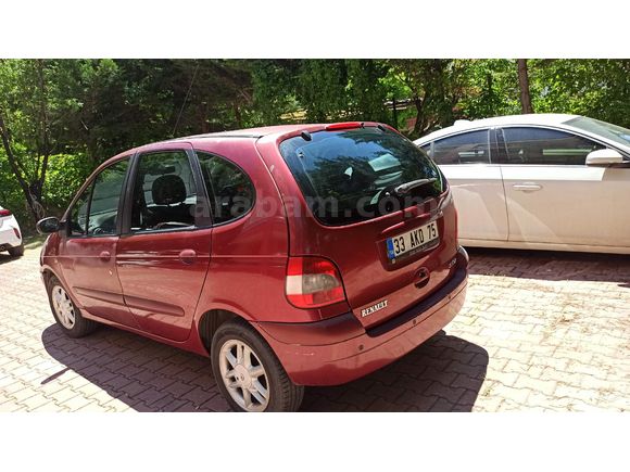 Sahibinden Renault Scenic 1.6 Dynamique 2003 Model  145.000 km Kırmızı