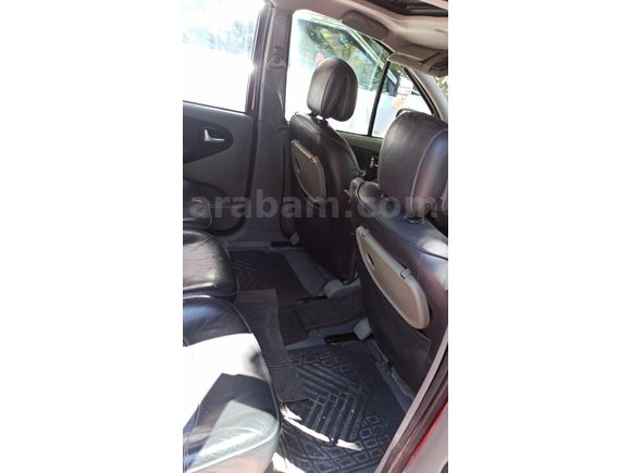 Sahibinden Renault Scenic 1.6 Dynamique 2003 Model  145.000 km Kırmızı