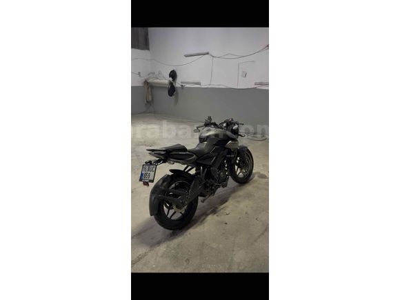 Pulsar 200 NS 