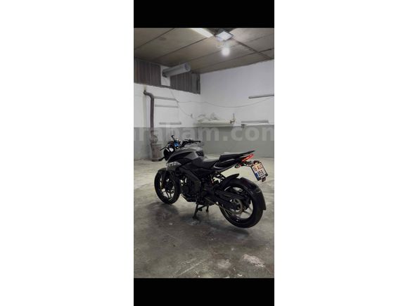 Pulsar 200 NS 