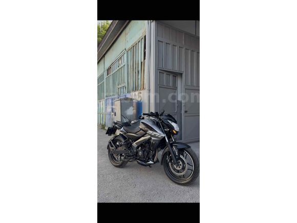 Pulsar 200 NS 