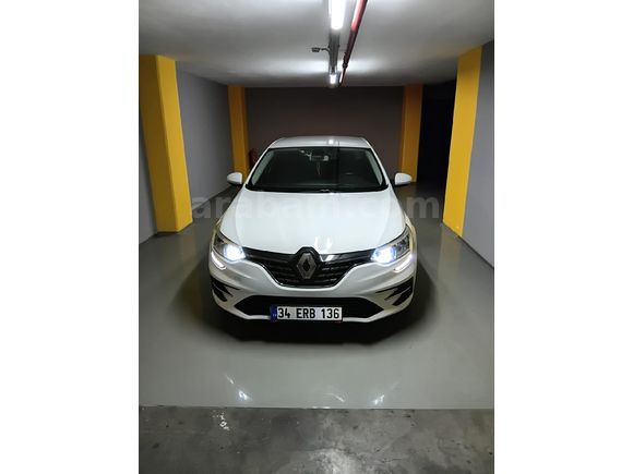 Sahibinden Renault Megane 1.3 TCe Joy Comfort 2021 Model